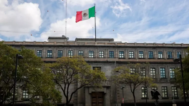 La Corte abre tres nuevos expedientes por desacato a suspensiones de la reforma judicial