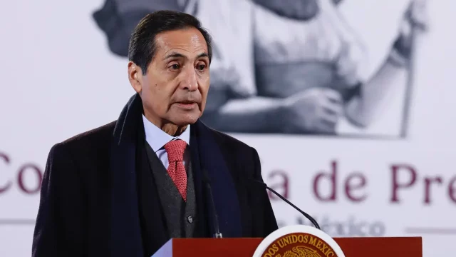 Hacienda: México, «protegido» ante volatilidad petrolera
