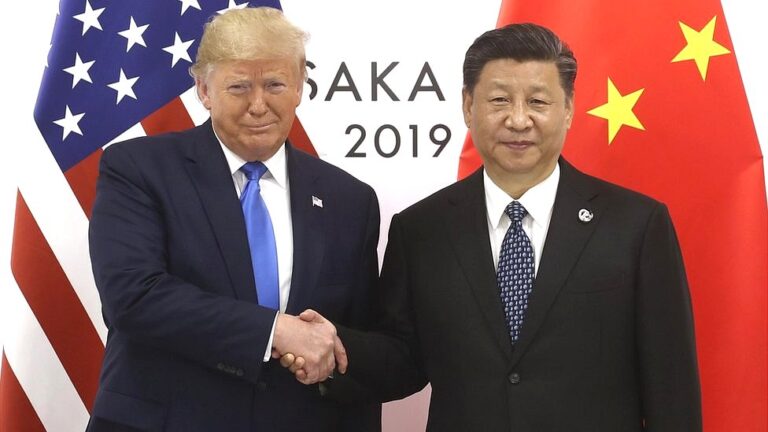 Wall Street abre incierto por posible acuerdo entre Trump y China; cae Dow Jones