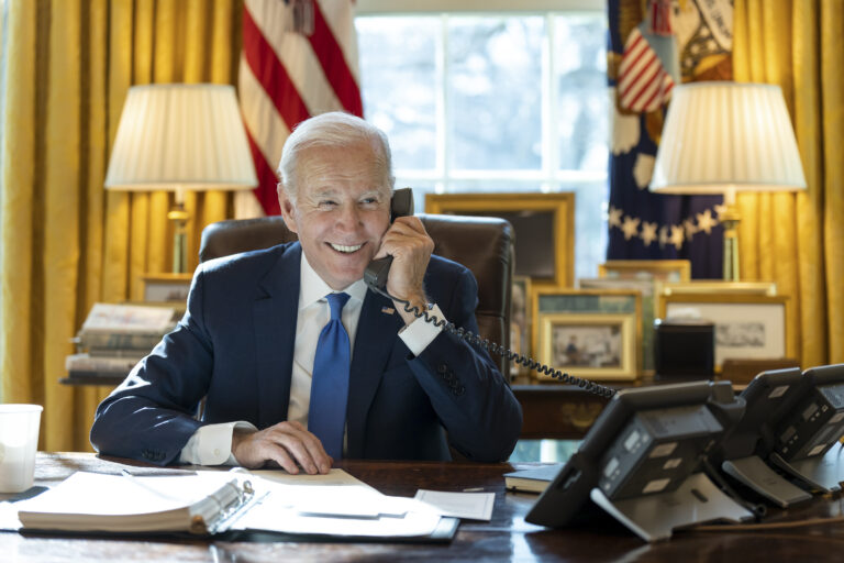 Biden negocia nuevas reglas comerciales con México, Canadá y Colombia