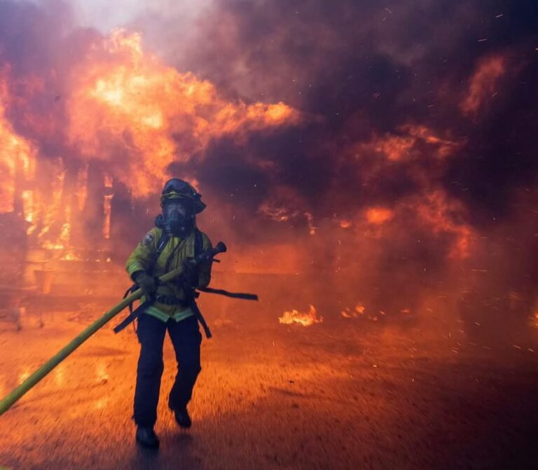 Arde California