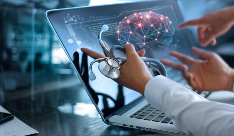 ¿Son los ingenieros los médicos del futuro?