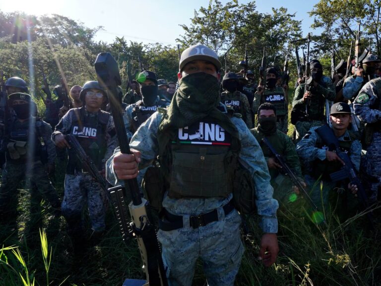 EU hace oficial designación como terroristas a 6 cárteles mexicanos