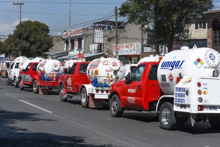 Gaseros aplazan paro nacional para buscar diálogo con la Federación