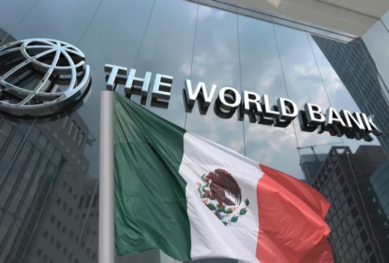 Banco Mundial ubica a México y Estados Unidos en el top 4 de mayores recortes