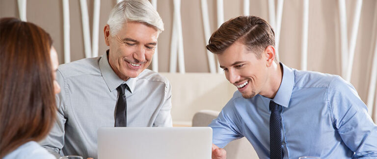 Del padre al hijo: el reto de continuar la empresa familiar